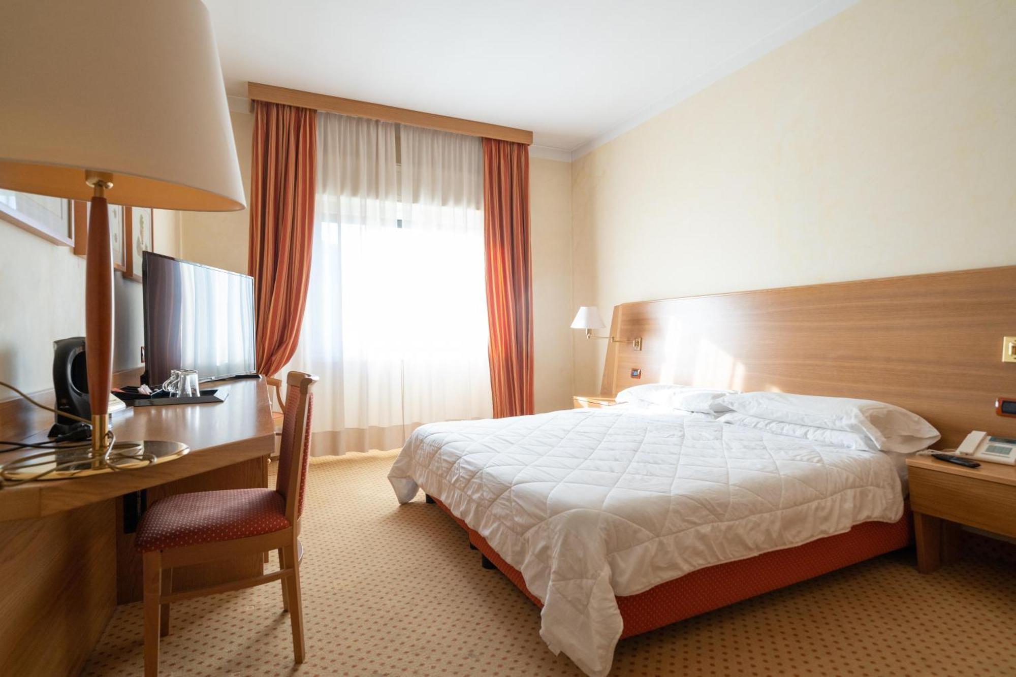 Hotel San Pancrazio Trescore Balneario Exterior foto