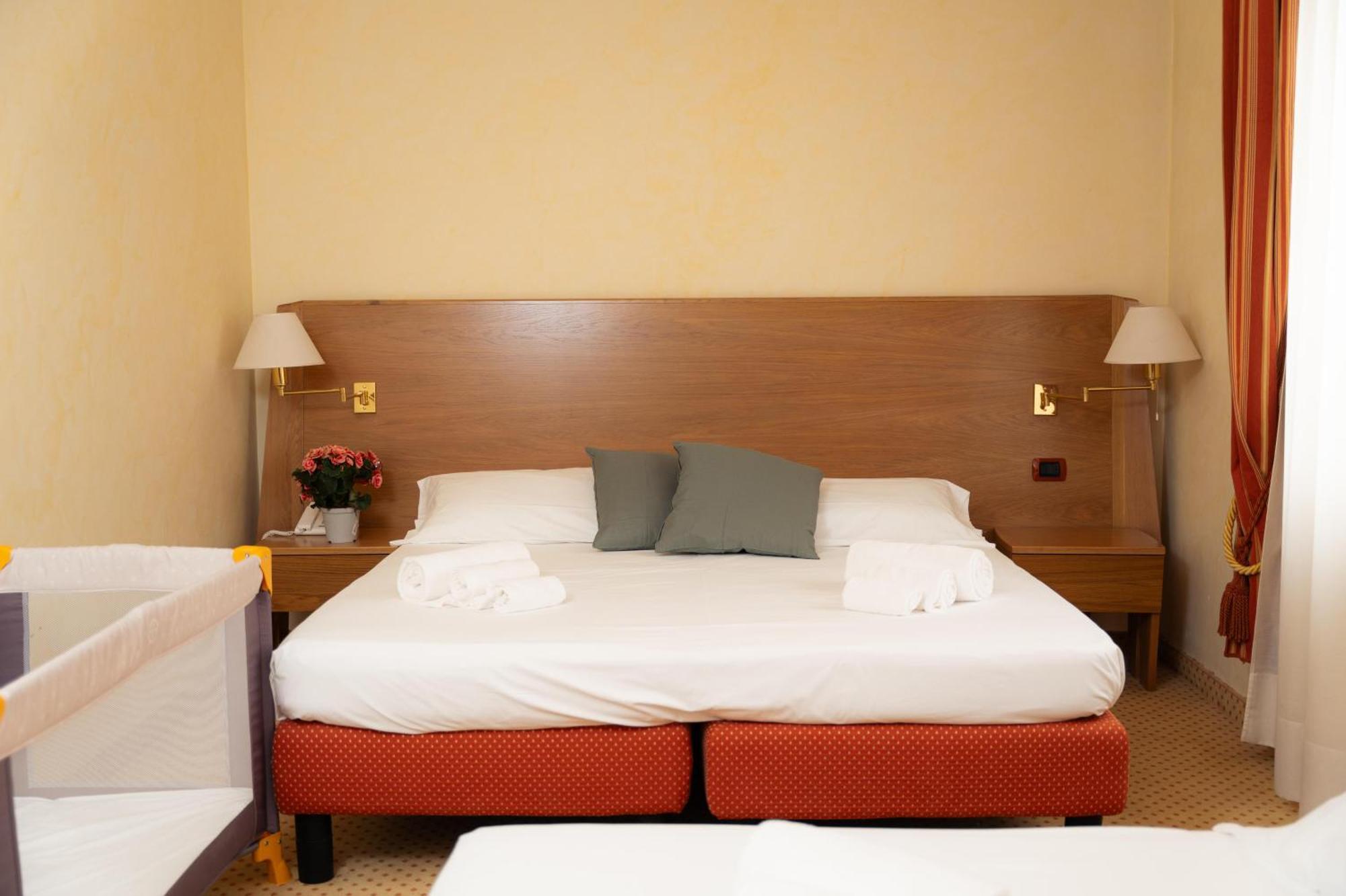 Hotel San Pancrazio Trescore Balneario Exterior foto
