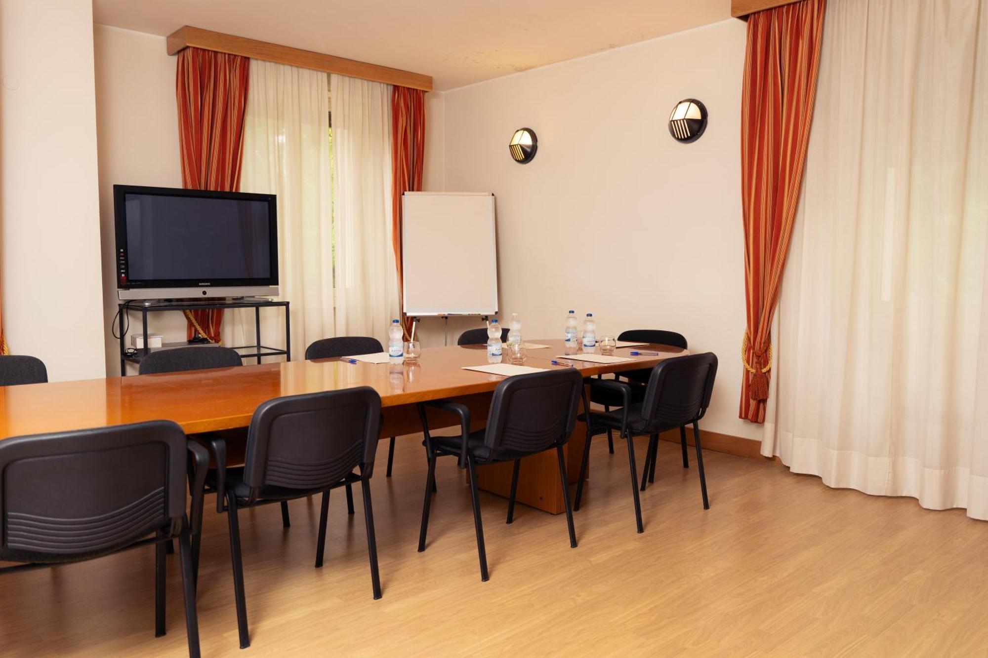 Hotel San Pancrazio Trescore Balneario Exterior foto
