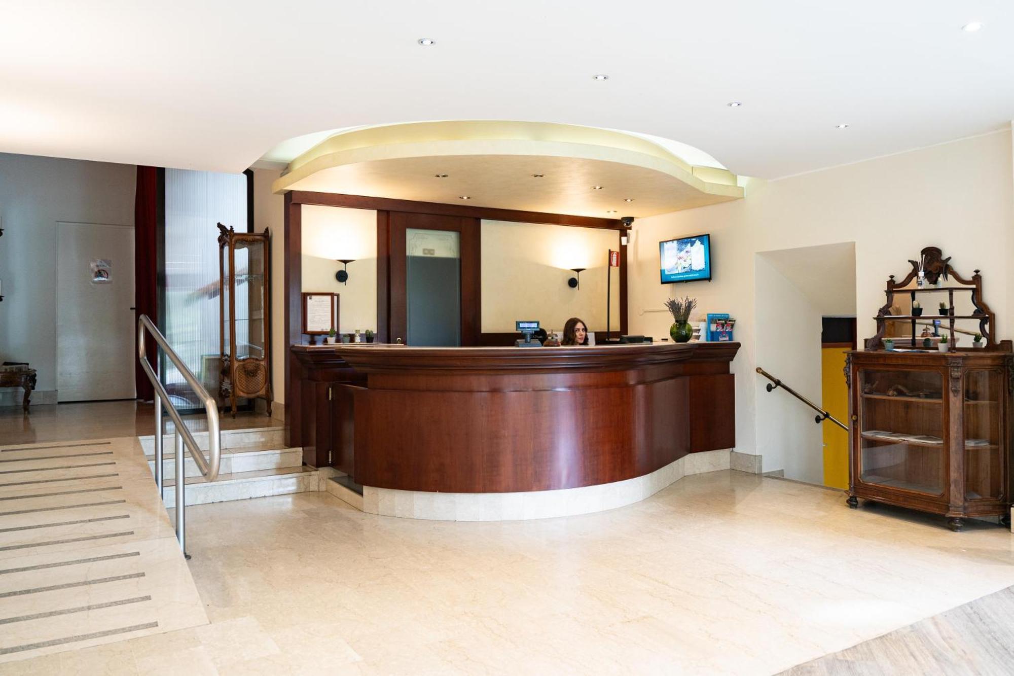 Hotel San Pancrazio Trescore Balneario Exterior foto